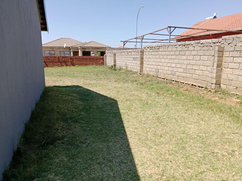 3 Bedroom Property for Sale in Lenasia Gauteng