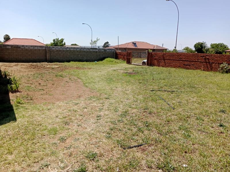 3 Bedroom Property for Sale in Lenasia Gauteng