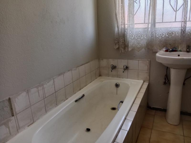 3 Bedroom Property for Sale in Lenasia Gauteng