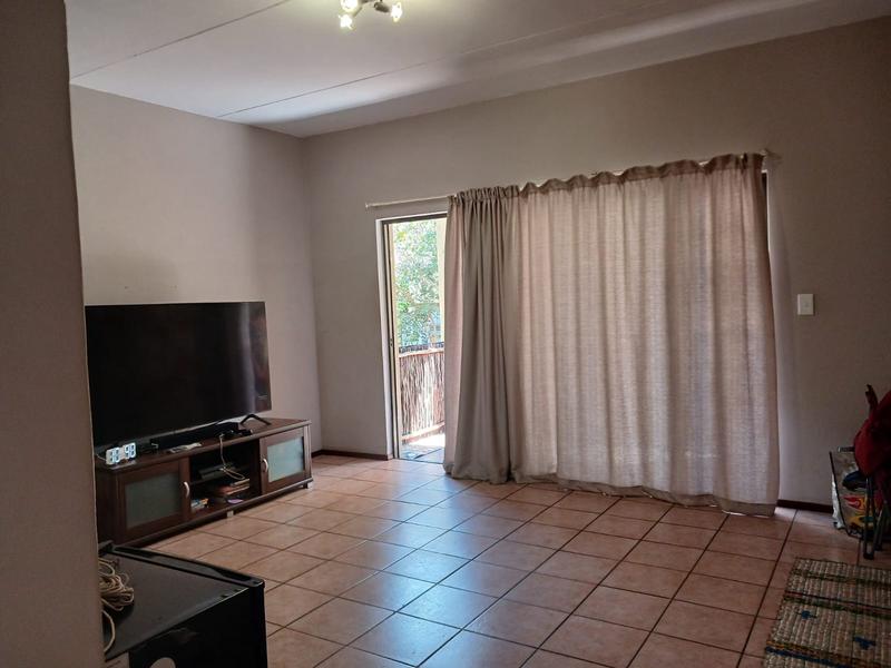 To Let 2 Bedroom Property for Rent in Lonehill Gauteng