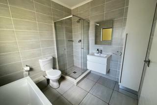 3 Bedroom Property for Sale in Waterfall Gauteng