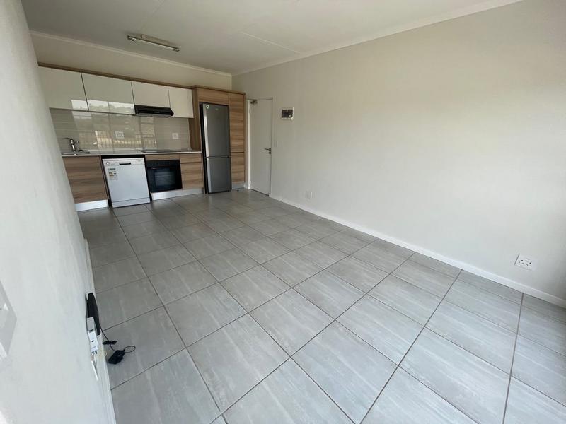 1 Bedroom Property for Sale in Waterfall Gauteng