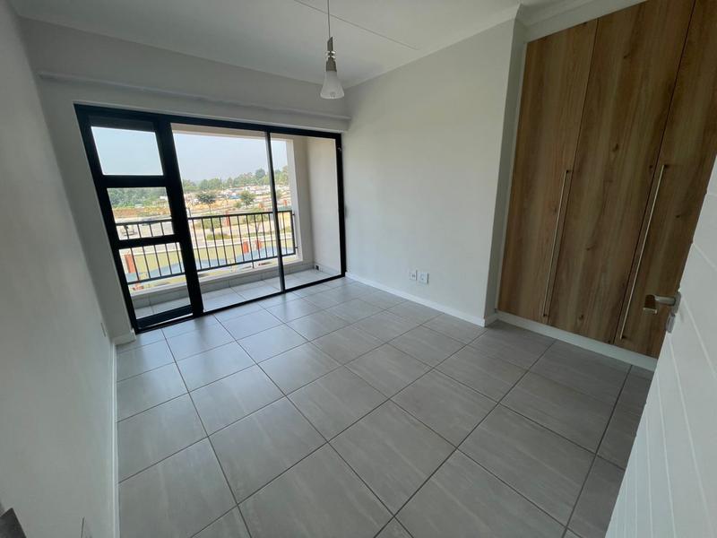 1 Bedroom Property for Sale in Waterfall Gauteng