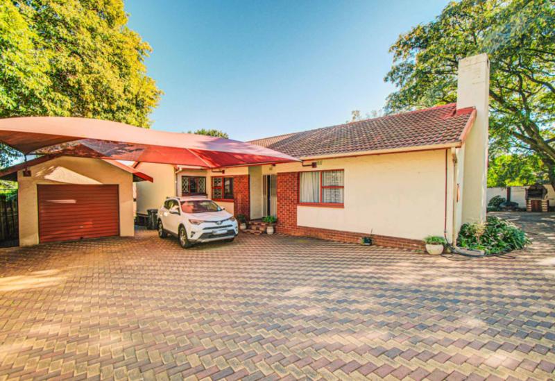 3 Bedroom Property for Sale in Highway Gardens Gauteng