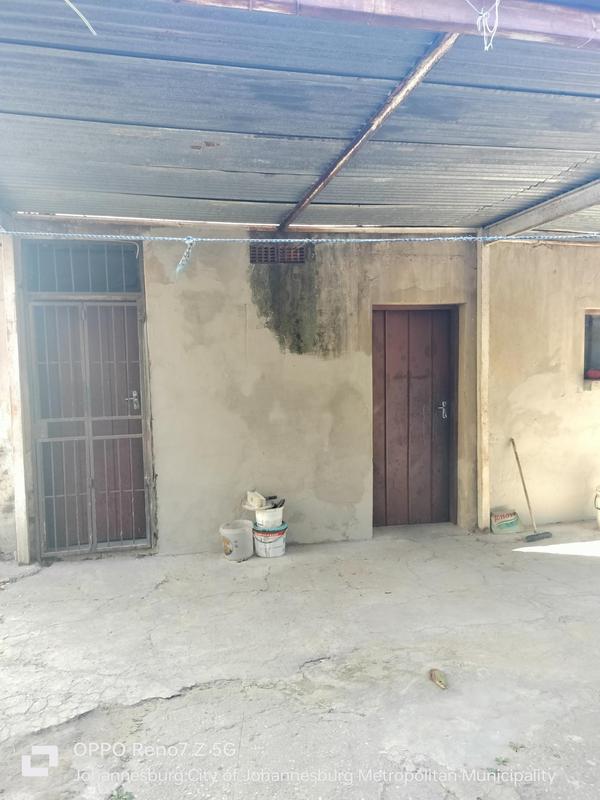 10 Bedroom Property for Sale in Newclare Gauteng