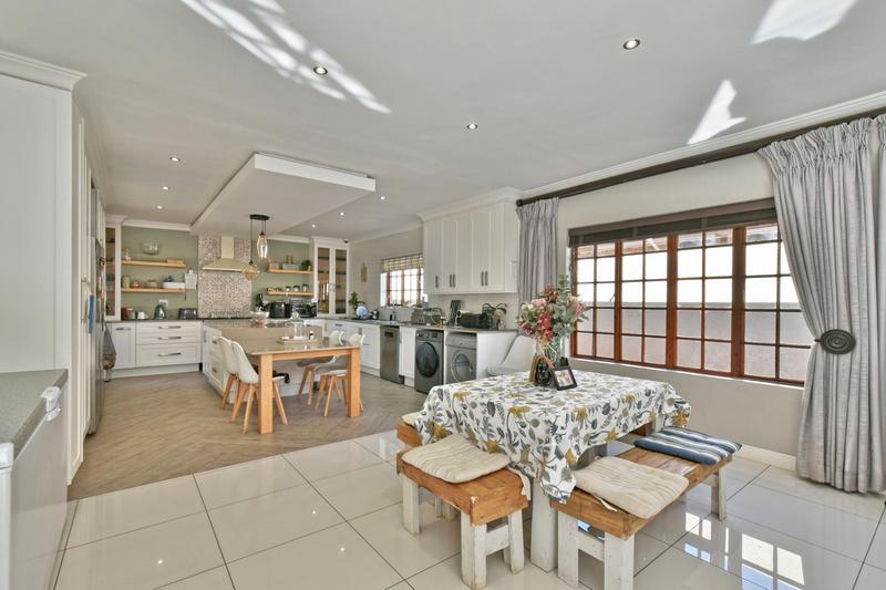 5 Bedroom Property for Sale in Krugersdorp Gauteng