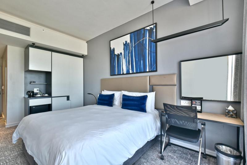 1 Bedroom Property for Sale in Sandton Central Gauteng