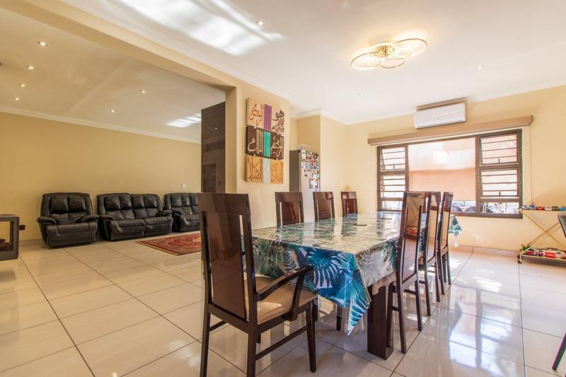 3 Bedroom Property for Sale in Bruma Gauteng