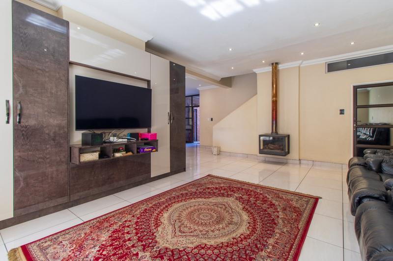 3 Bedroom Property for Sale in Bruma Gauteng