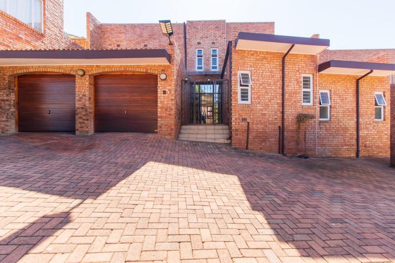 3 Bedroom Property for Sale in Bruma Gauteng