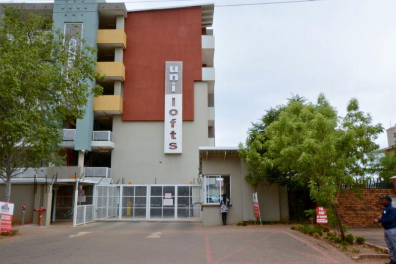 1 Bedroom Property for Sale in Hillcrest Gauteng