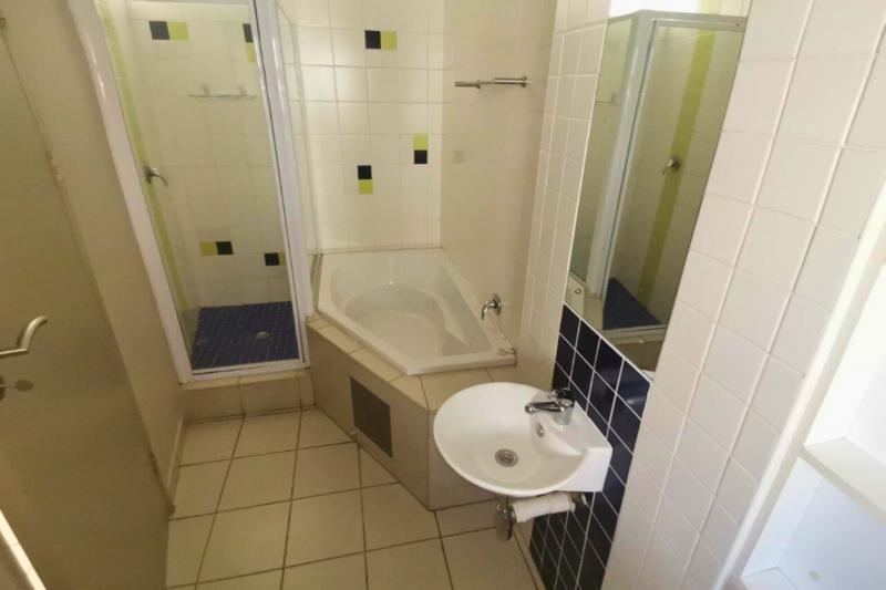 1 Bedroom Property for Sale in Hillcrest Gauteng