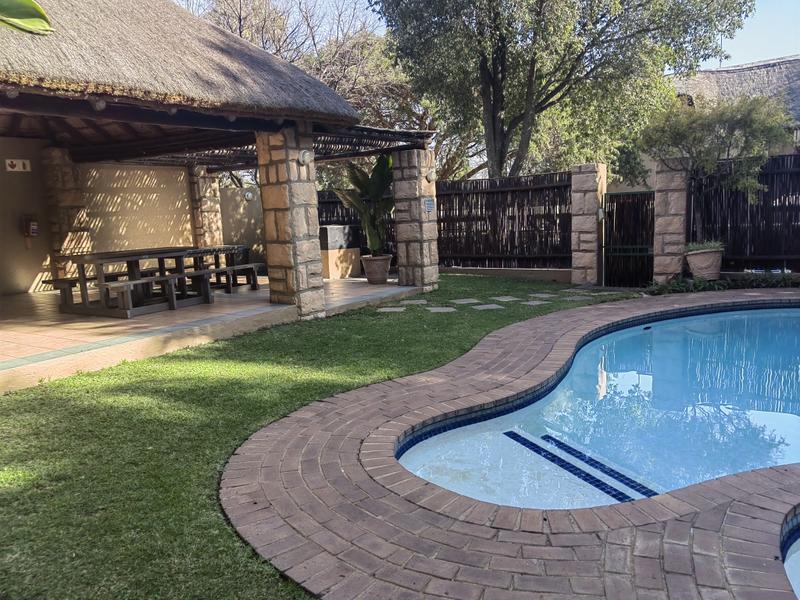 2 Bedroom Property for Sale in Douglasdale Gauteng