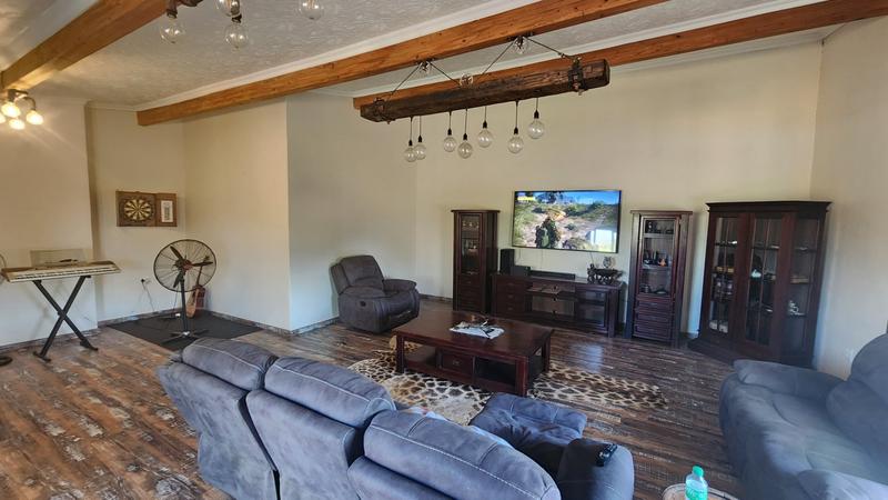 4 Bedroom Property for Sale in Sinoville Gauteng