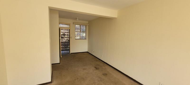 2 Bedroom Property for Sale in Sunnyside Gauteng