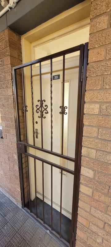 2 Bedroom Property for Sale in Sunnyside Gauteng