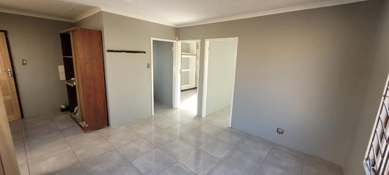 2 Bedroom Property for Sale in Soshanguve VV Gauteng