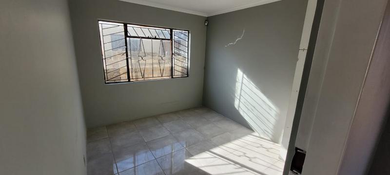 2 Bedroom Property for Sale in Soshanguve VV Gauteng