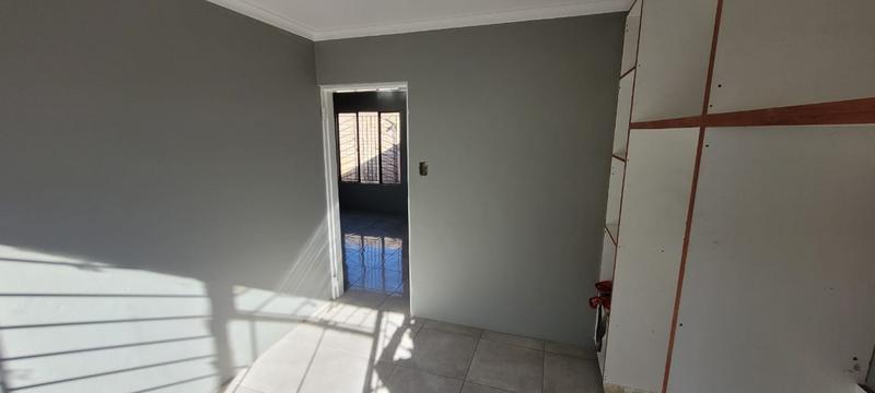 2 Bedroom Property for Sale in Soshanguve VV Gauteng