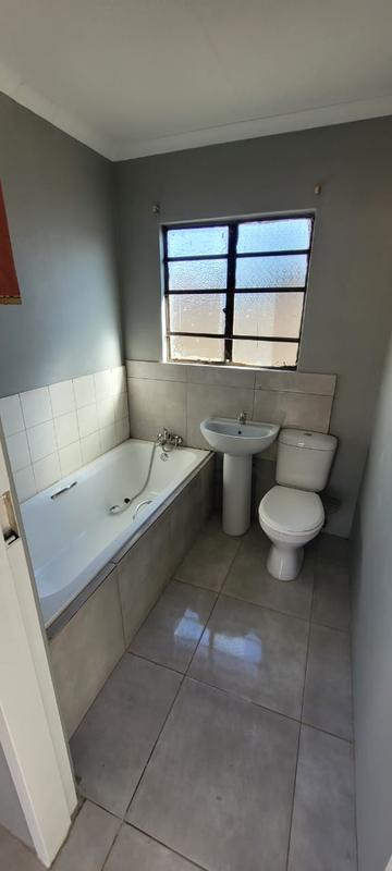 2 Bedroom Property for Sale in Soshanguve VV Gauteng