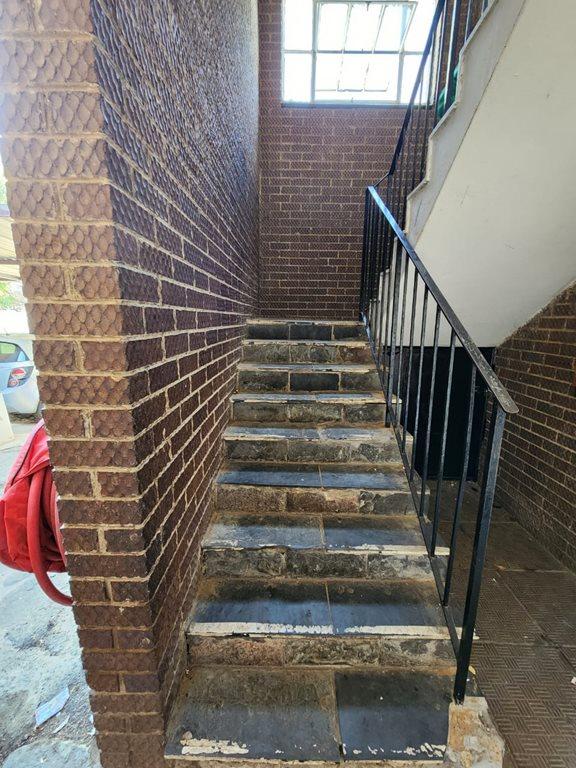 1 Bedroom Property for Sale in Windsor Gauteng