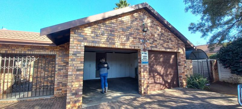 To Let 3 Bedroom Property for Rent in Vanderbijlpark SE 3 Gauteng