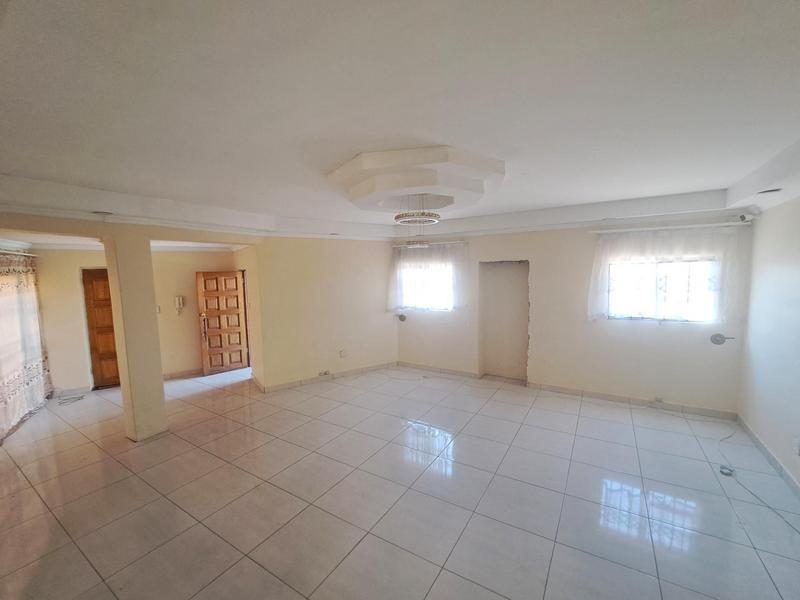 4 Bedroom Property for Sale in Heuweloord Gauteng