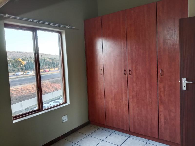 2 Bedroom Property for Sale in Montana Tuine Gauteng