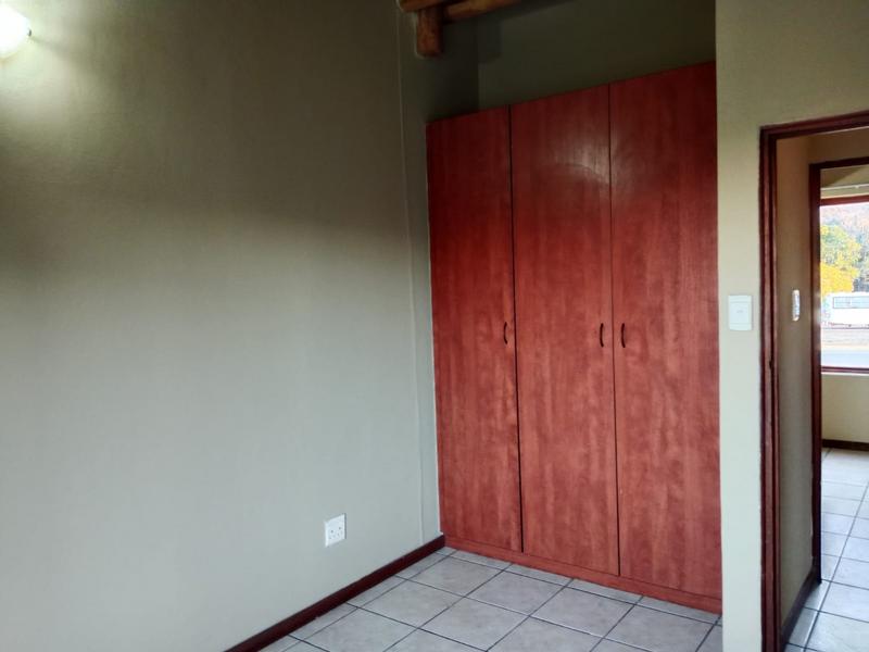 2 Bedroom Property for Sale in Montana Tuine Gauteng