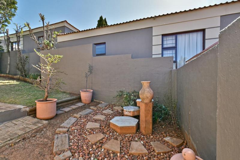 2 Bedroom Property for Sale in Meyersdal Gauteng