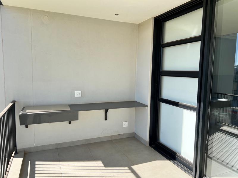 To Let 2 Bedroom Property for Rent in Midfield Estate Gauteng