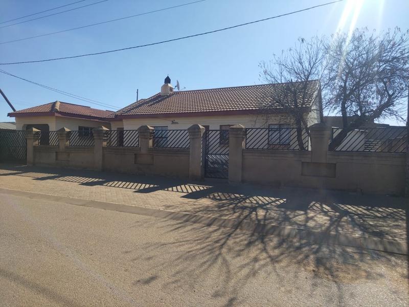 3 Bedroom Property for Sale in Orange Farm Gauteng