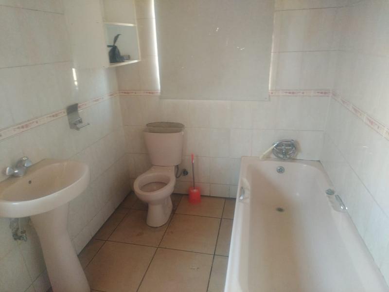 3 Bedroom Property for Sale in Orange Farm Gauteng