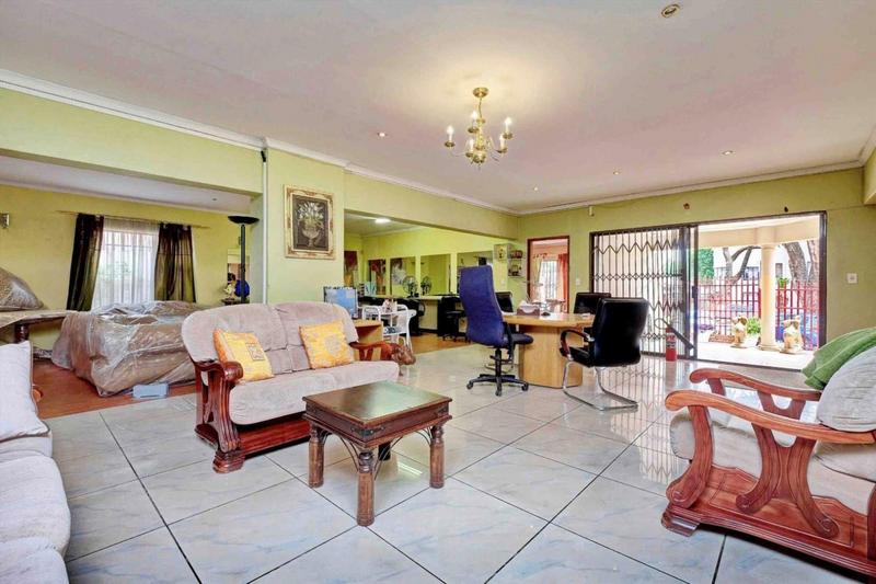 0 Bedroom Property for Sale in Bezuidenhout Valley Gauteng