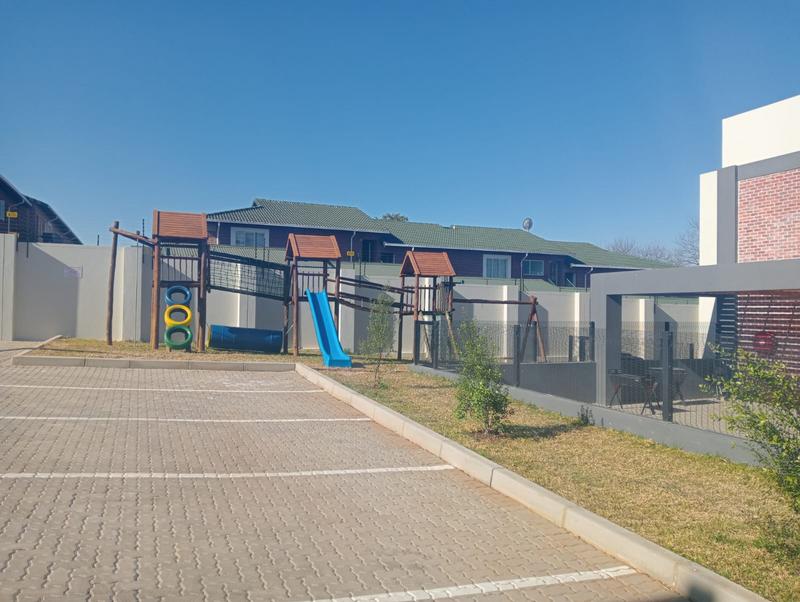 2 Bedroom Property for Sale in Halfway Gardens Gauteng