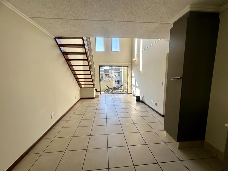 To Let 1 Bedroom Property for Rent in Lonehill Gauteng