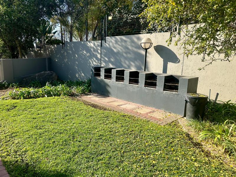 To Let 1 Bedroom Property for Rent in Lonehill Gauteng