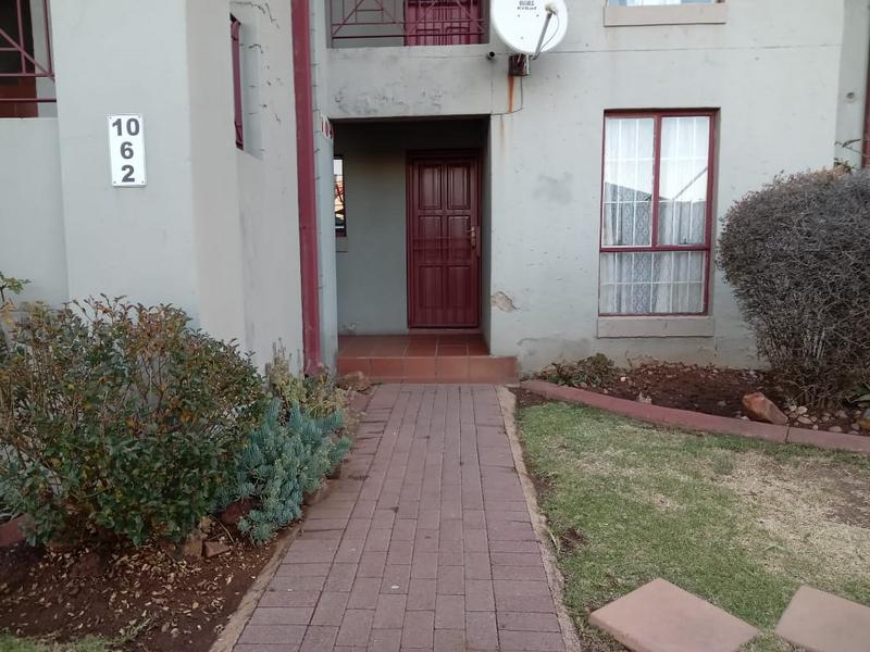 2 Bedroom Property for Sale in Randhart Gauteng