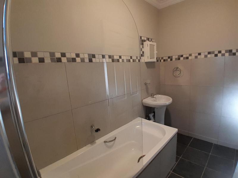 To Let 1 Bedroom Property for Rent in Valhalla Gauteng