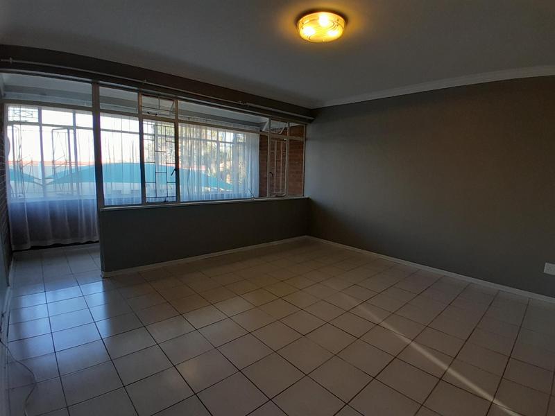 To Let 1 Bedroom Property for Rent in Valhalla Gauteng