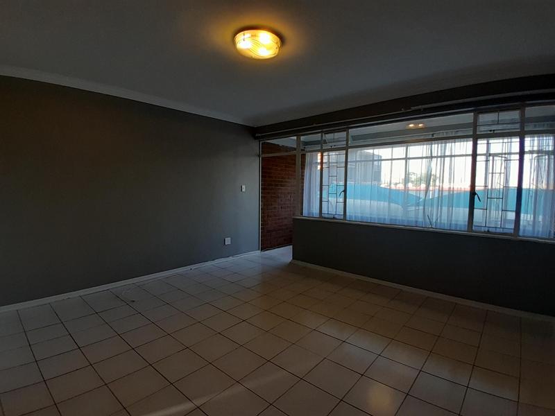 To Let 1 Bedroom Property for Rent in Valhalla Gauteng