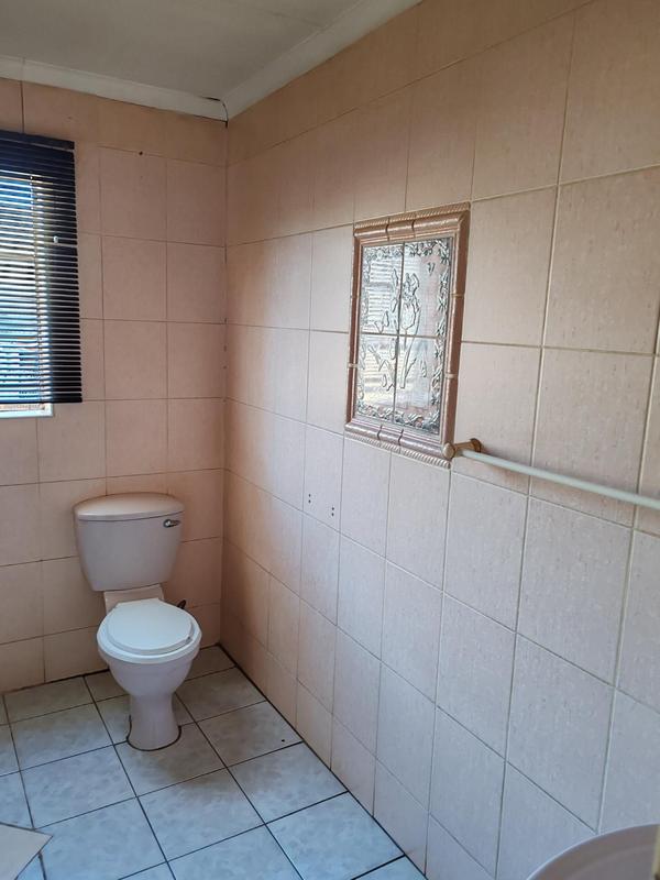 3 Bedroom Property for Sale in Lenasia Ext 10 Gauteng