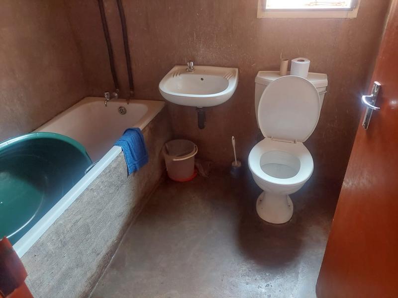 2 Bedroom Property for Sale in Lufhereng Gauteng