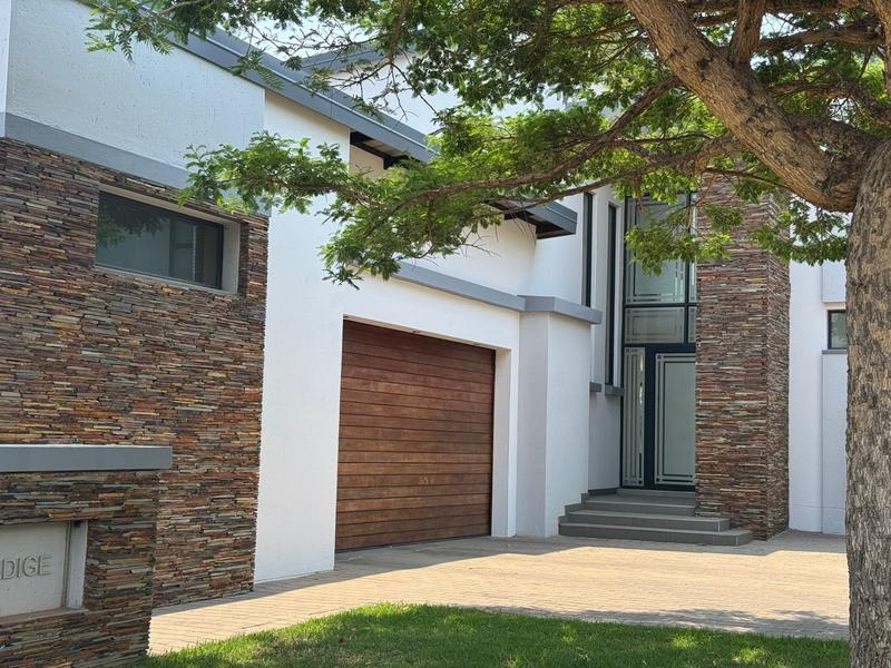 4 Bedroom Property for Sale in Midstream Ridge Gauteng