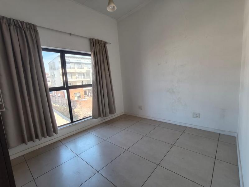 To Let 2 Bedroom Property for Rent in Fourways Gauteng