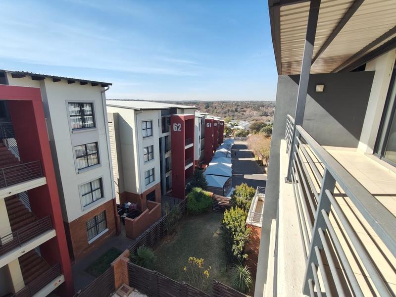 To Let 2 Bedroom Property for Rent in Fourways Gauteng