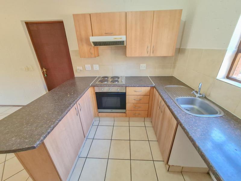 2 Bedroom Property for Sale in Douglasdale Gauteng