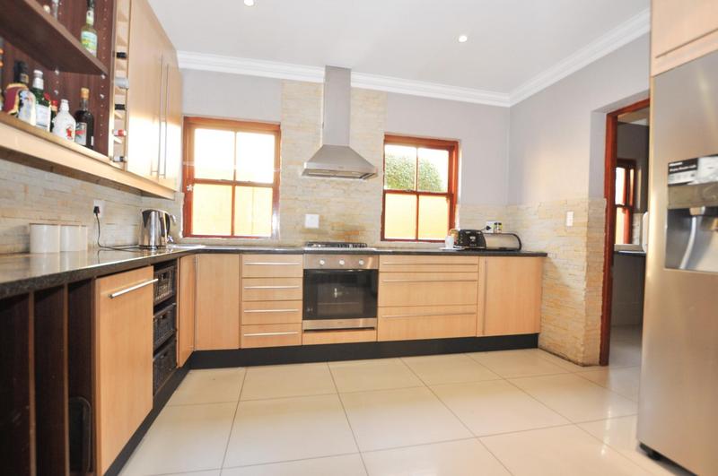 To Let 3 Bedroom Property for Rent in Broadacres Gauteng