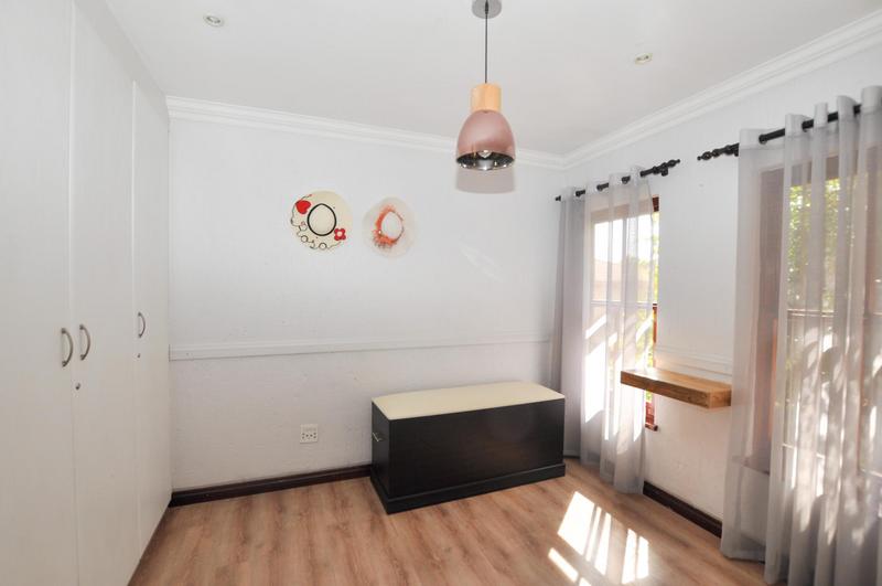 To Let 3 Bedroom Property for Rent in Broadacres Gauteng