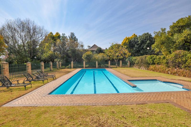 To Let 3 Bedroom Property for Rent in Broadacres Gauteng